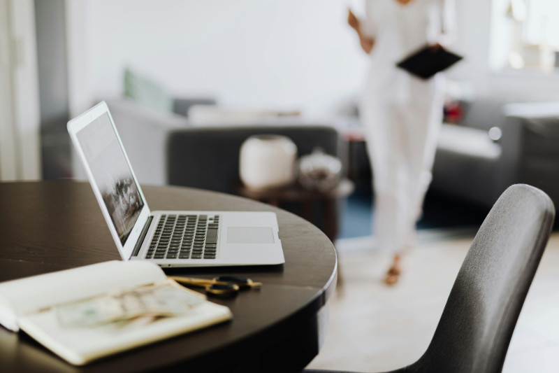 משרד מודרני - פתרון גמיש לעבודה מודרנית במשרדים ניידים